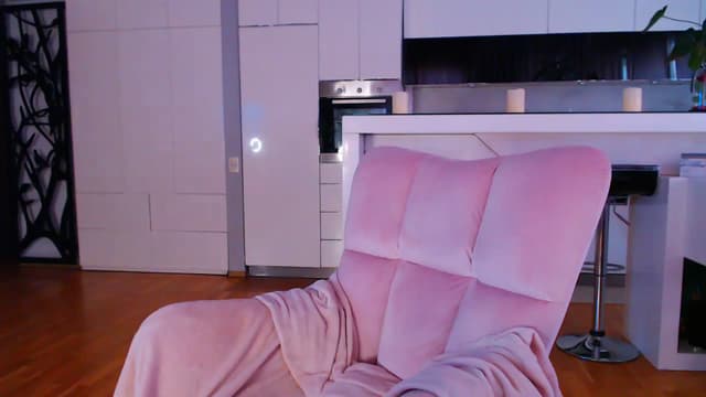 Gallery image thumbnail from D_y_y's myfreecams stream on, 03/10/2024, 06:33 image 7 of 20