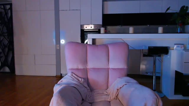Gallery image thumbnail from D_y_y's myfreecams stream on, 03/14/2024, 05:31 image 9 of 20