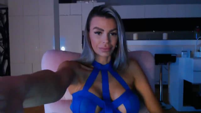 Gallery image thumbnail from D_y_y's myfreecams stream on, 03/22/2024, 04:29 image 4 of 20