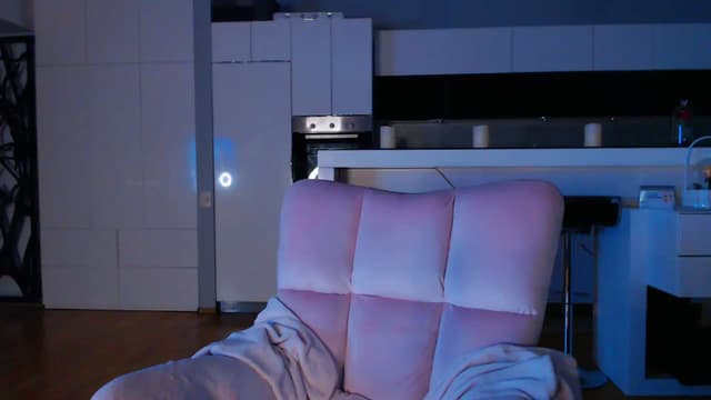 Gallery image thumbnail from D_y_y's myfreecams stream on, 04/03/2024, 03:47 image 15 of 20
