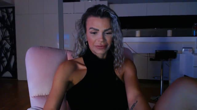 Gallery image thumbnail from D_y_y's myfreecams stream on, 04/03/2024, 17:45 image 20 of 20