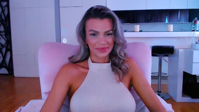 Gallery image thumbnail from D_y_y's myfreecams stream on, 04/09/2024, 05:53 image 2 of 20