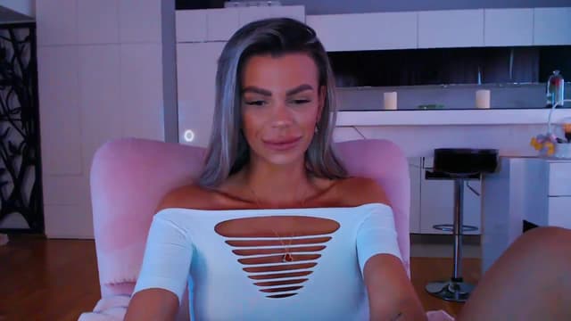 Gallery image thumbnail from D_y_y's myfreecams stream on, 04/12/2024, 05:32 image 5 of 20