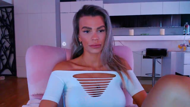 Gallery image thumbnail from D_y_y's myfreecams stream on, 04/12/2024, 05:32 image 7 of 20