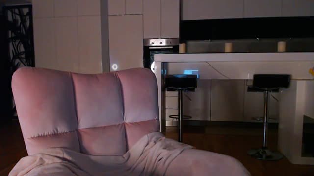 Gallery image thumbnail from D_y_y's myfreecams stream on, 04/12/2024, 18:44 image 13 of 20