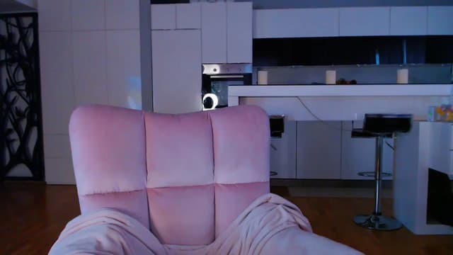 Gallery image thumbnail from D_y_y's myfreecams stream on, 05/08/2024, 05:23 image 4 of 20