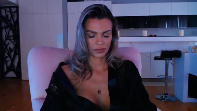 Gallery image thumbnail from D_y_y's myfreecams stream on, 05/15/2024, 05:10 image 20 of 20