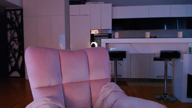 Gallery image thumbnail from D_y_y's myfreecams stream on, 05/17/2024, 05:11 image 9 of 20
