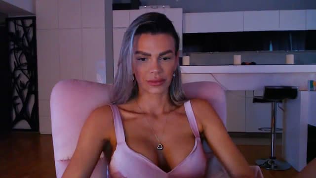 Gallery image thumbnail from D_y_y's myfreecams stream on, 05/23/2024, 05:00 image 9 of 20