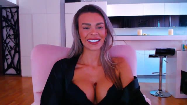Gallery image thumbnail from D_y_y's myfreecams stream on, 05/25/2024, 05:19 image 5 of 20