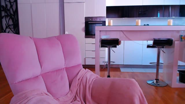 Gallery image thumbnail from D_y_y's myfreecams stream on, 06/01/2024, 05:15 image 5 of 20