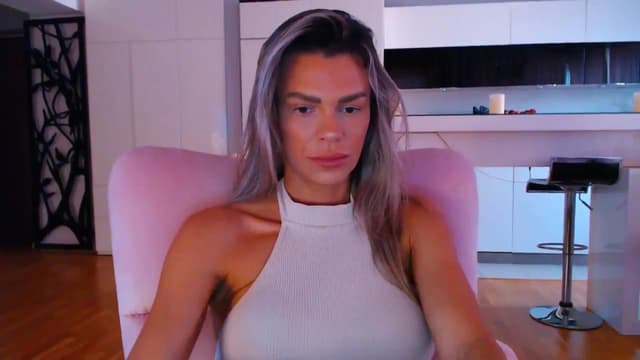 Gallery image thumbnail from D_y_y's myfreecams stream on, 06/04/2024, 04:38 image 9 of 20