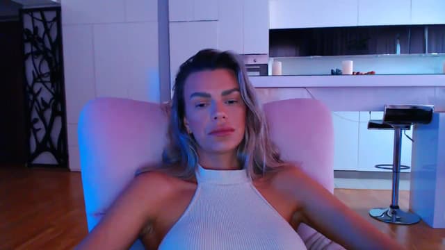 Gallery image thumbnail from D_y_y's myfreecams stream on, 06/04/2024, 04:38 image 19 of 20