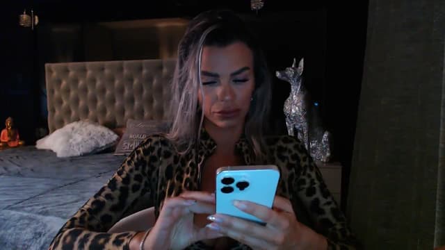 Gallery image thumbnail from D_y_y's myfreecams stream on, 06/11/2024, 05:01 image 3 of 20