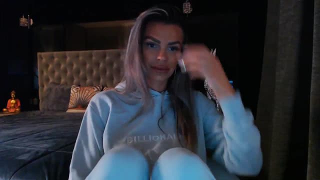 Gallery image thumbnail from D_y_y's myfreecams stream on, 09/07/2024, 04:14 image 17 of 20