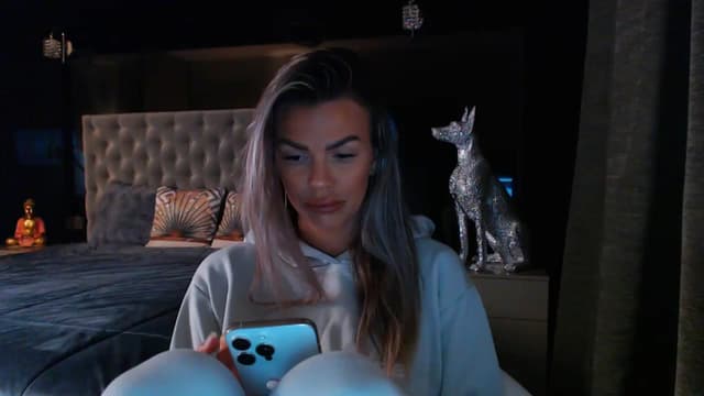 Gallery image thumbnail from D_y_y's myfreecams stream on, 09/07/2024, 04:14 image 13 of 20