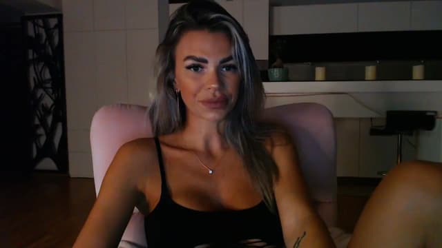 Gallery image thumbnail from D_y_y's myfreecams stream on, 09/12/2024, 04:42 image 4 of 20