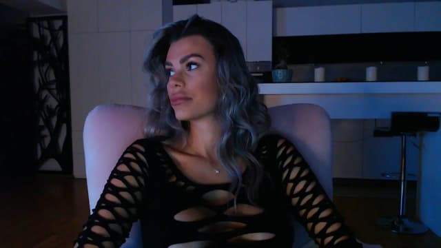 Gallery image thumbnail from D_y_y's myfreecams stream on, 10/01/2024, 04:57 image 10 of 20