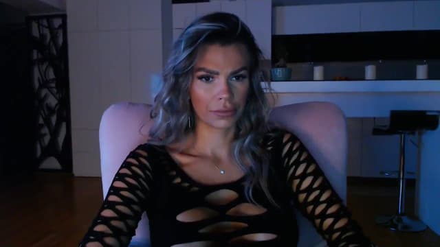 Gallery image thumbnail from D_y_y's myfreecams stream on, 10/01/2024, 04:57 image 9 of 20