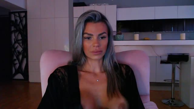 Gallery image thumbnail from D_y_y's myfreecams stream on, 10/03/2024, 04:55 image 17 of 20