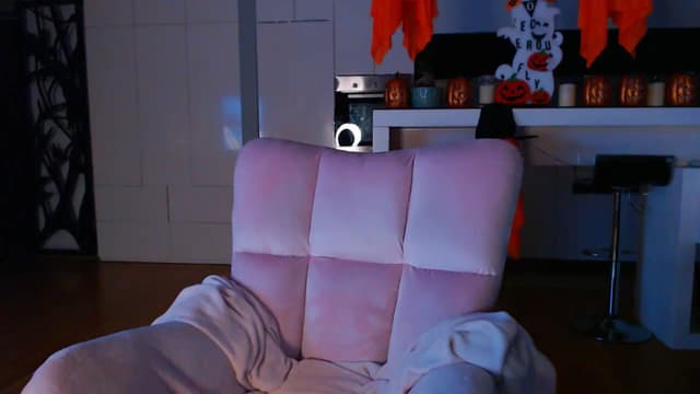 Gallery image thumbnail from D_y_y's myfreecams stream on, 10/13/2024, 03:46 image 17 of 20