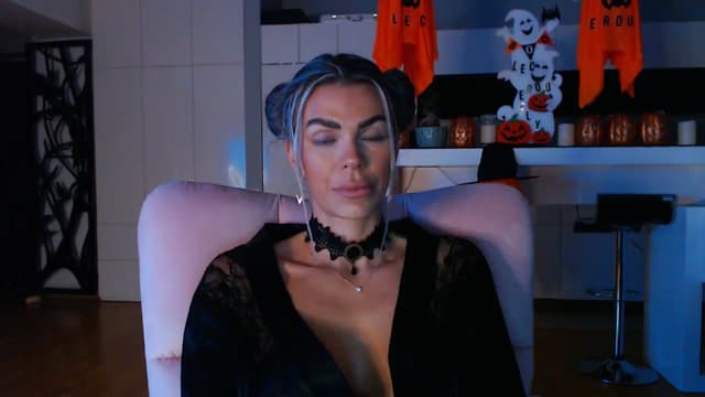 Gallery image thumbnail from D_y_y's myfreecams stream on, 10/19/2024, 04:36 image 18 of 20