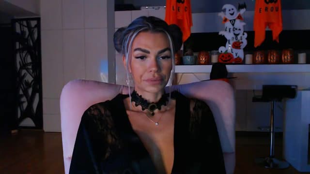 Gallery image thumbnail from D_y_y's myfreecams stream on, 10/19/2024, 04:36 image 16 of 20
