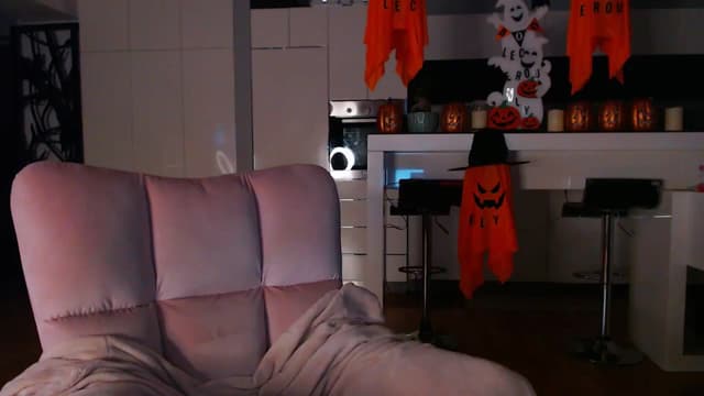 Gallery image thumbnail from D_y_y's myfreecams stream on, 10/20/2024, 02:51 image 2 of 20