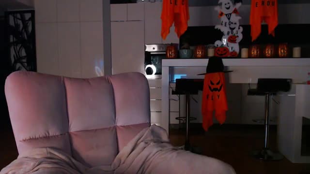 Gallery image thumbnail from D_y_y's myfreecams stream on, 10/20/2024, 02:51 image 3 of 20