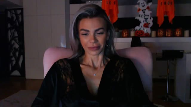 Gallery image thumbnail from D_y_y's myfreecams stream on, 10/24/2024, 05:01 image 11 of 20