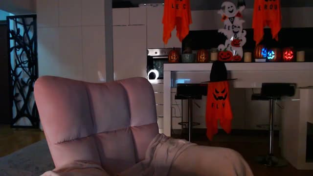 Gallery image thumbnail from D_y_y's myfreecams stream on, 10/30/2024, 04:12 image 19 of 20