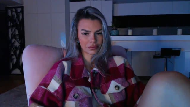Gallery image thumbnail from D_y_y's myfreecams stream on, 11/20/2024, 05:36 image 17 of 20