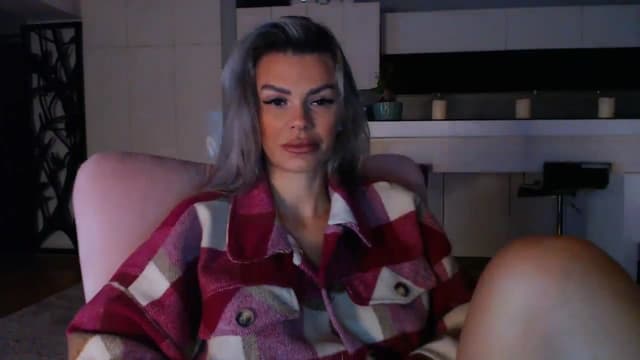Gallery image thumbnail from D_y_y's myfreecams stream on, 11/20/2024, 05:36 image 9 of 20