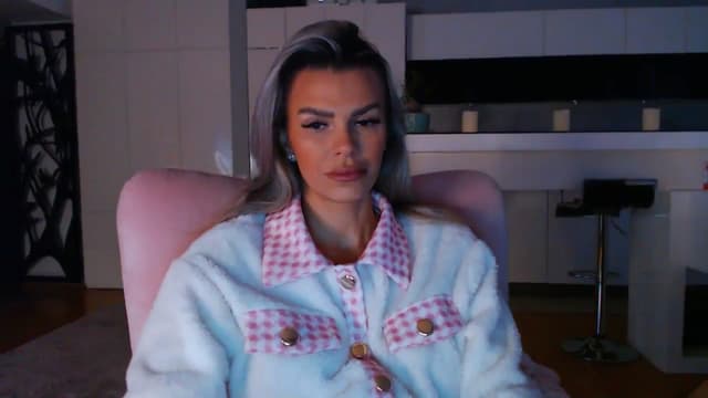 Gallery image thumbnail from D_y_y's myfreecams stream on, 11/22/2024, 05:39 image 20 of 20