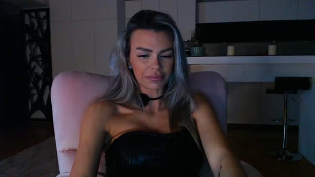 Gallery image thumbnail from D_y_y's myfreecams stream on, 12/04/2024, 05:32 image 20 of 20