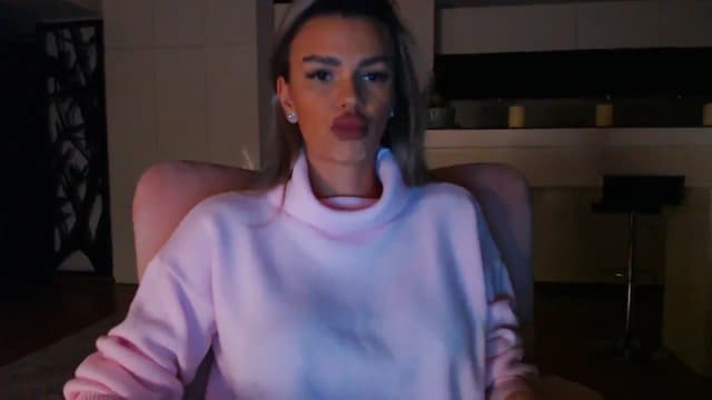 Gallery image thumbnail from D_y_y's myfreecams stream on, 12/05/2024, 05:02 image 6 of 20