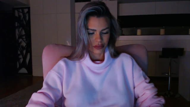 Gallery image thumbnail from D_y_y's myfreecams stream on, 12/05/2024, 05:02 image 8 of 20
