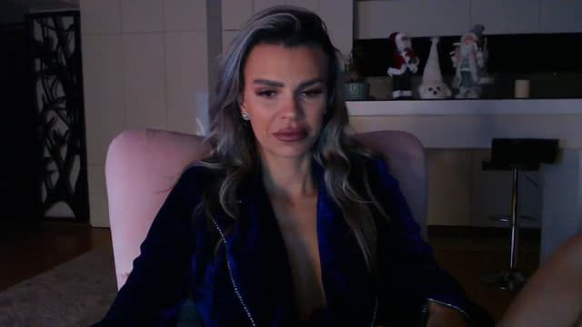Gallery image thumbnail from D_y_y's myfreecams stream on, 12/06/2024, 05:49 image 4 of 20