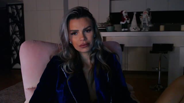 Gallery image thumbnail from D_y_y's myfreecams stream on, 12/06/2024, 05:49 image 17 of 20