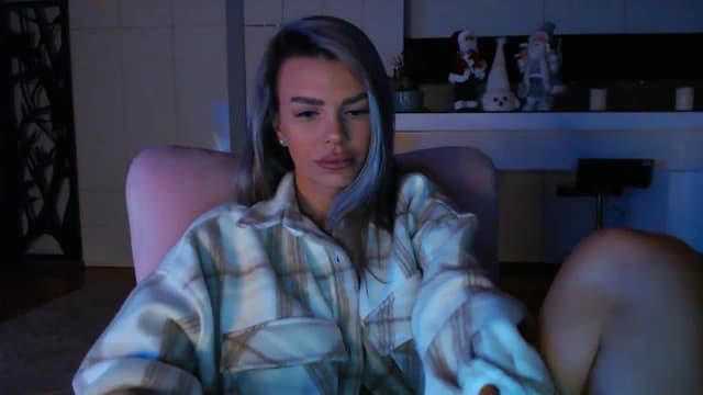 Gallery image thumbnail from D_y_y's myfreecams stream on, 12/12/2024, 05:47 image 2 of 20