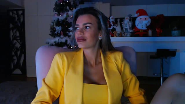 Gallery image thumbnail from D_y_y's myfreecams stream on, 12/27/2024, 06:23 image 7 of 20