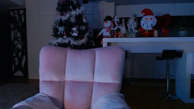 Gallery image thumbnail from D_y_y's myfreecams stream on, 12/27/2024, 06:23 image 20 of 20