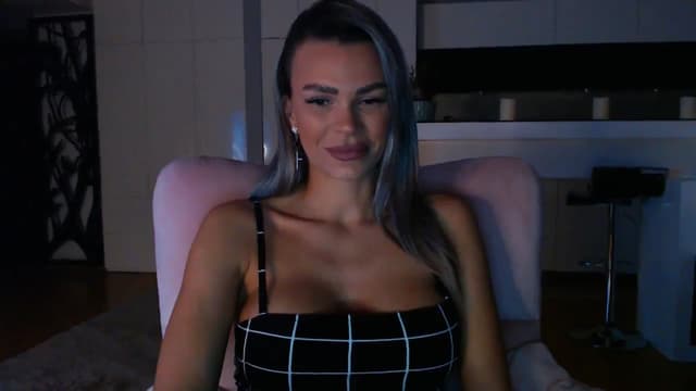 Gallery image thumbnail from D_y_y's myfreecams stream on, 12/29/2024, 05:59 image 5 of 20