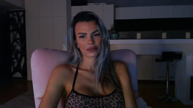 Gallery image thumbnail from D_y_y's myfreecams stream on, 12/29/2024, 05:59 image 20 of 20