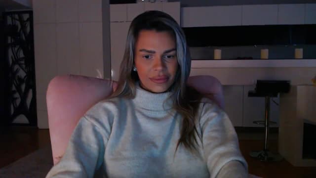 Gallery image thumbnail from D_y_y's myfreecams stream on, 01/18/2025, 06:03 image 19 of 20