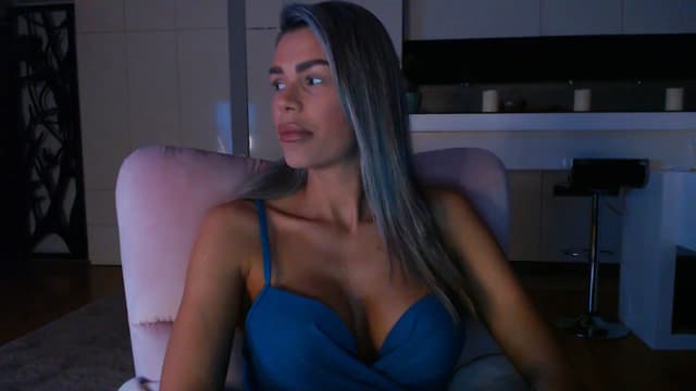 Gallery image thumbnail from D_y_y's myfreecams stream on, 01/22/2025, 05:22 image 12 of 20