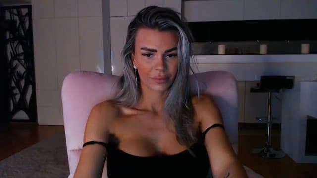 Gallery image thumbnail from D_y_y's myfreecams stream on, 01/24/2025, 05:49 image 18 of 20