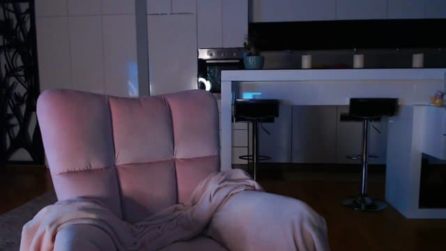 Gallery image thumbnail from D_y_y's myfreecams stream on, 02/06/2025, 06:22 image 1 of 20