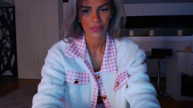Gallery image thumbnail from D_y_y's myfreecams stream on, 02/17/2025, 06:19 image 4 of 20