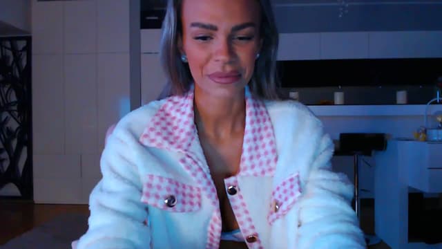 Gallery image thumbnail from D_y_y's myfreecams stream on, 02/17/2025, 06:19 image 1 of 20